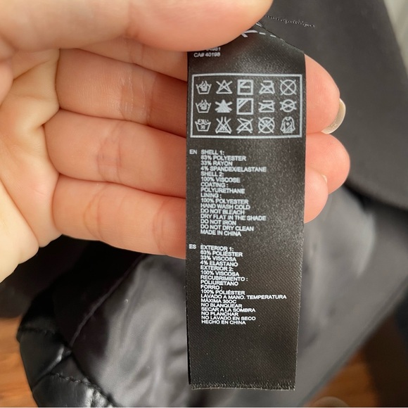 Forever 21 Black Jacket with Quilted Details - Picture 6 of 11